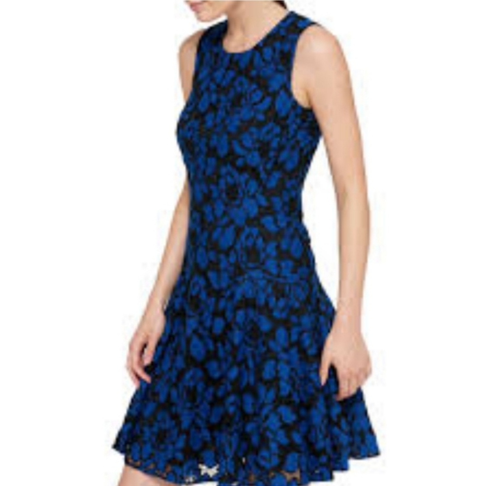 Tommy Hilfiger sleeveless floral dress - Picture 2 of 9